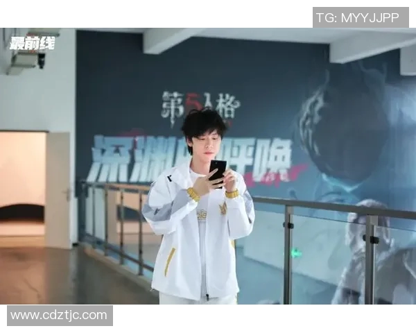 FPX战队从逆境中崛起的奋斗历程与大师赛的荣耀之路实时新闻